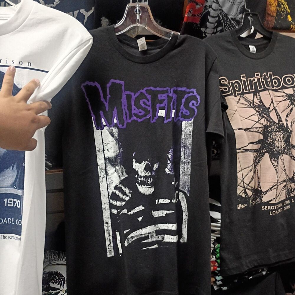 rare MISFITS crimson ghost T-shirt rock band Tee Men's medium m Black NeW